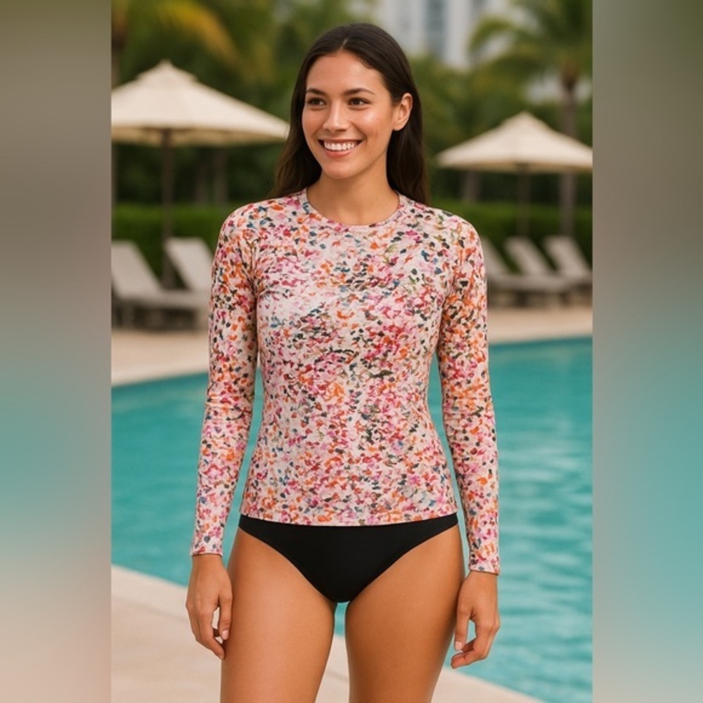 Athleta Women's Fractal Geometric Nylon Lycra Workout Swim Shirt EUC S #1673